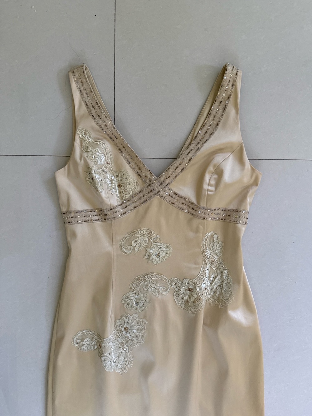 Papell Boutique Gold Beaded V-Neck Midi Dress Lace and Beaded